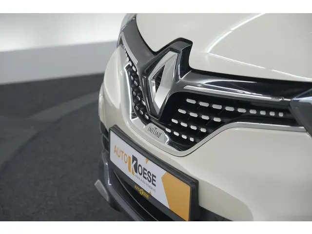 Renault Captur TCe 120 EDC Initiale Paris 2017 Benzine 17