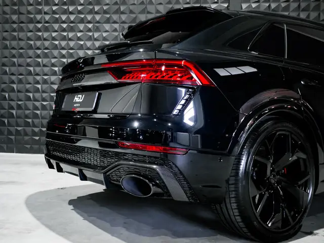 Audi RSQ8 quattro 2020 Benzine 6