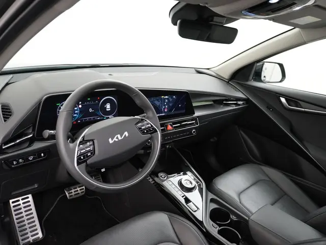 Kia Niro EV ExecutiveLine 64.8 kWh 2023 Elektrisch 18