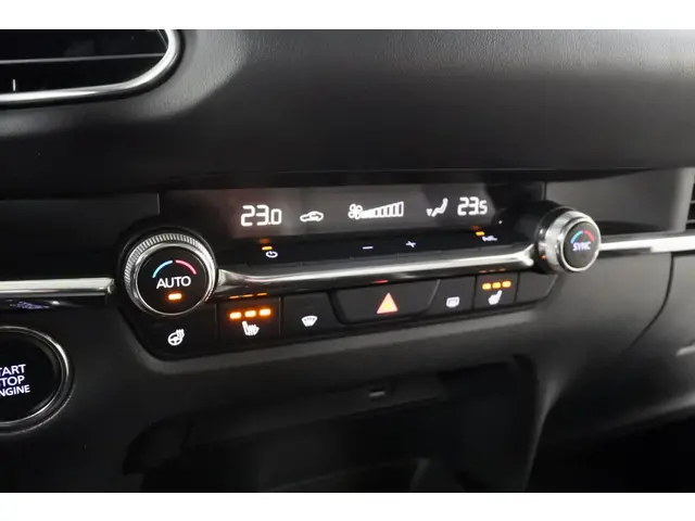 Mazda CX-30 2.0 X 180pk AWD Automaat Luxury 2019 Benzine 32