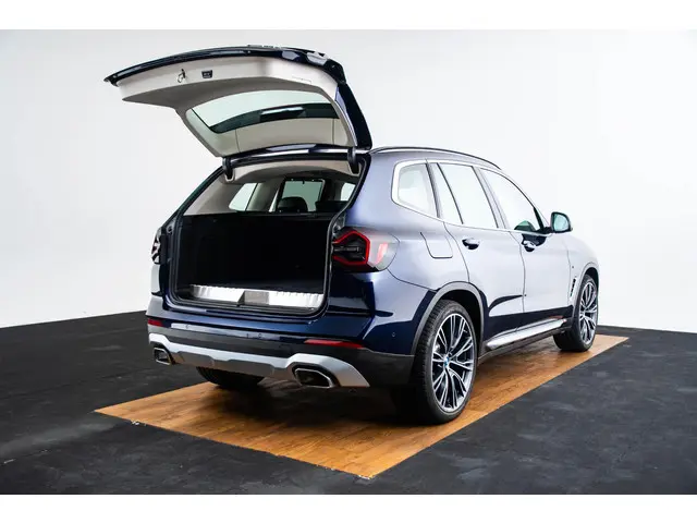 BMW X3 xDrive30e 2022 Hybride Benzine 11