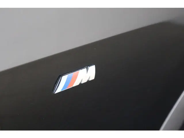 BMW X5 xDrive50e 2023 Hybride Benzine 32