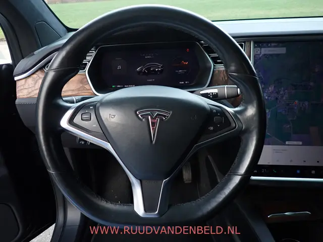 Tesla Model X 100D 7P 2017 Elektrisch 14