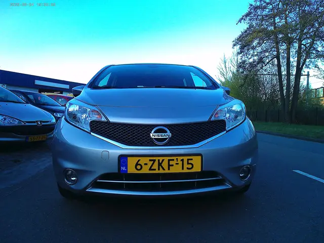 Nissan Note 1.2 DIG-S Tekna ( NAVI +Airco ) 2015 Benzine 18