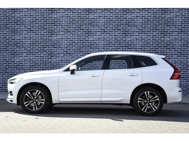 Volvo XC60 2.0 B5 Momentum Exclusive 2021 Benzine 5