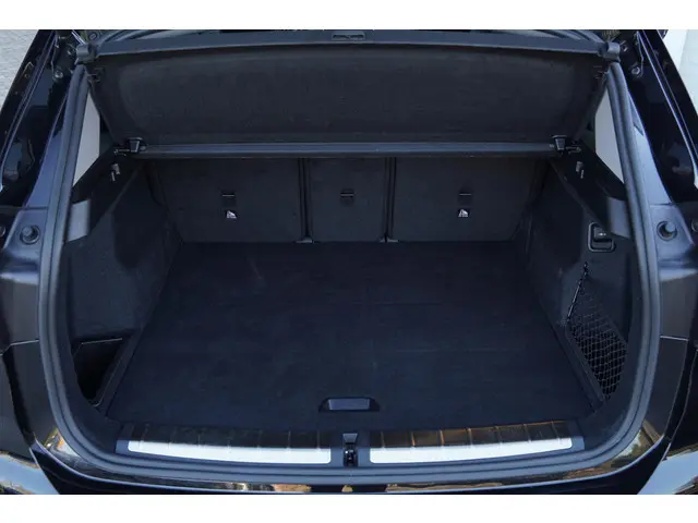 BMW X1 sDrive18i Executive Edition 2021 Benzine 11