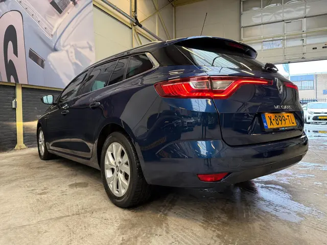 Renault Mégane Estate 1.3 TCe Limited 2020 Benzine 6