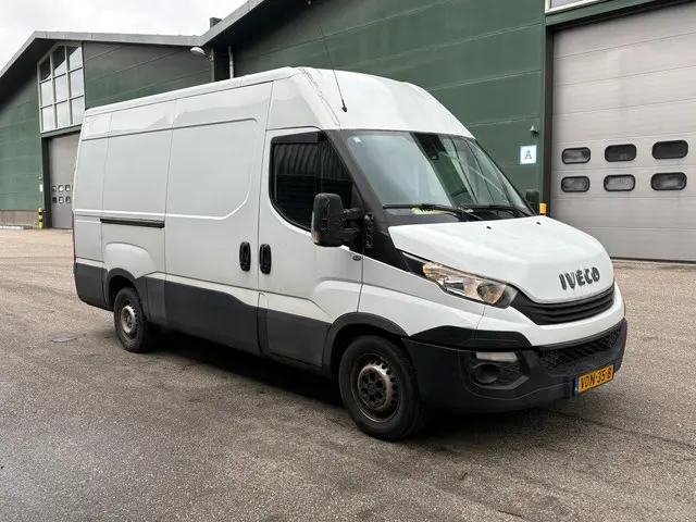 Iveco Daily 35S16V 2.3 352 H2 2017 Diesel 11