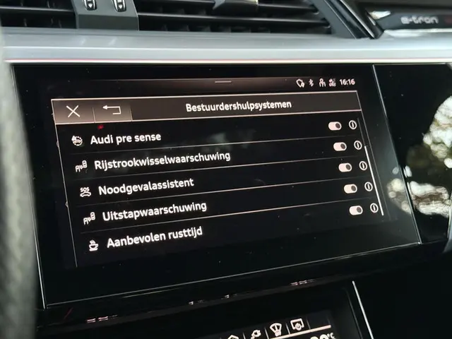 Audi e-tron S quattro 95 kWh 2021 Elektrisch 81