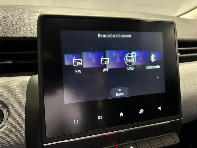 Mitsubishi Colt 1.6 HEV Intense 2025 Hybride Benzine 11