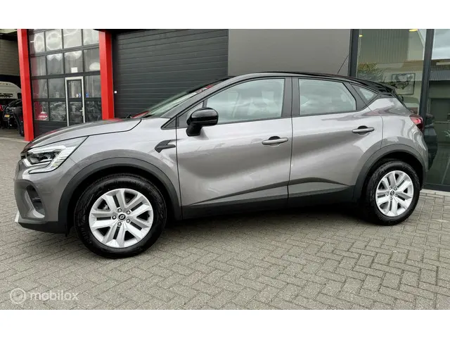 Renault Captur 1.0 TCe 90 evolution 2024 Benzine 3