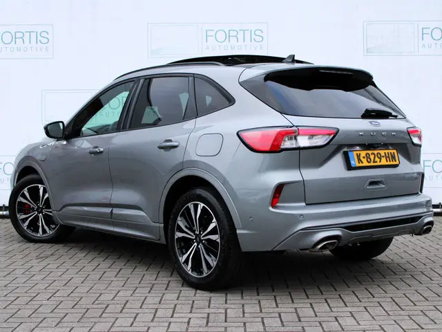 Ford Kuga 2.5 PHEV ST-Line X 2021 Hybride Benzine 2