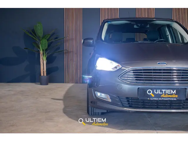 Ford C-MAX 1.5 Titanium 2015 Benzine 18