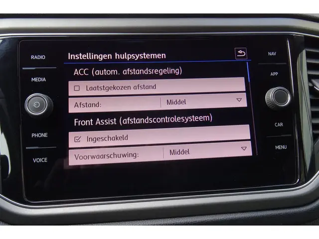 Volkswagen T-Roc 1.5 TSI Sport DSG Beats 2019 Benzine 16