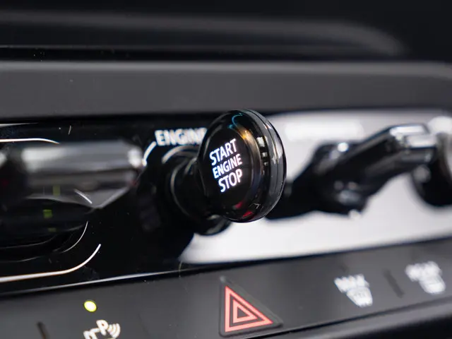 MINI 5-Deurs Cooper C 2025 Benzine 26