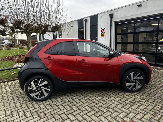 Toyota Aygo X 1.0 VVT-i S-CVT Envy 2022 Benzine 11