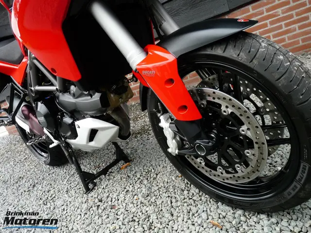 Ducati Multistrada 1200 S Touring 2013 Benzine 12