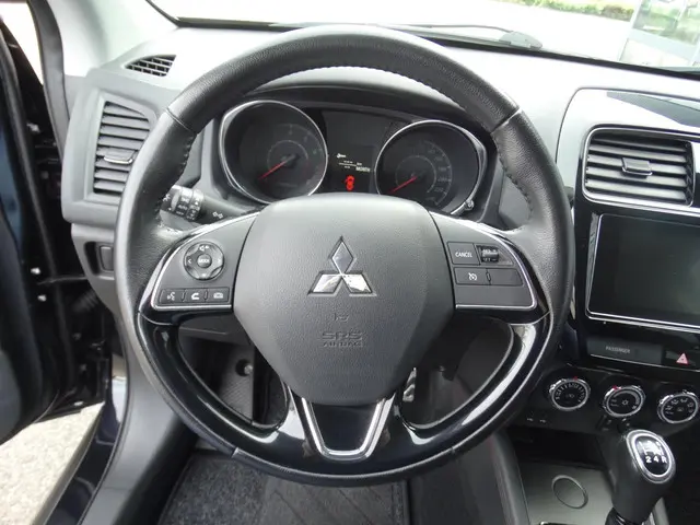 Mitsubishi ASX 1.6 Cleartec Connect Pro 2018 Benzine 10
