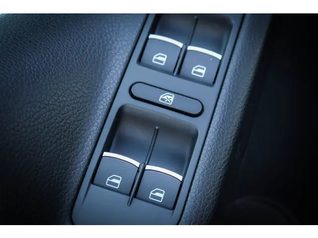 Volkswagen Tiguan 1.4 TSI R-Line Edition 2016 Benzine 14