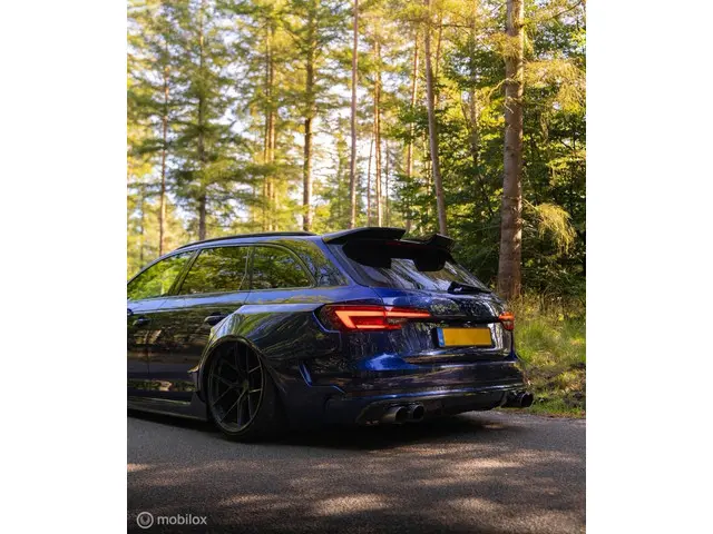 Audi S4 Avant 3.0 TFSI S4 Quattro widebody 2017 Benzine 4