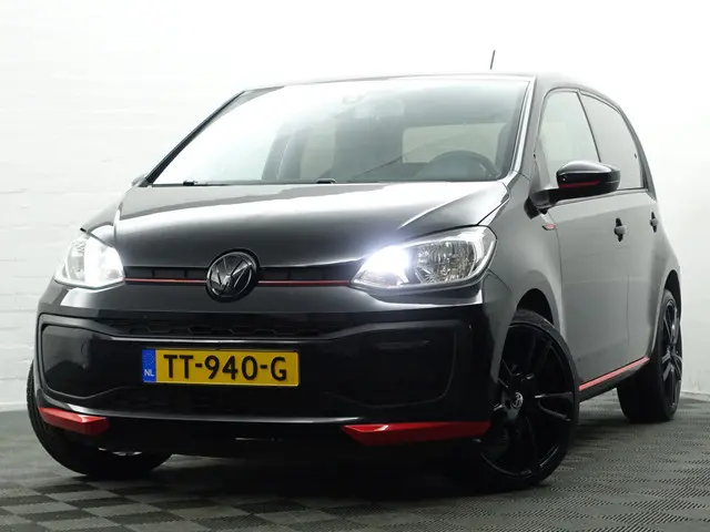 Volkswagen up! 1.0 BMT R Line- 2018 Benzine 23