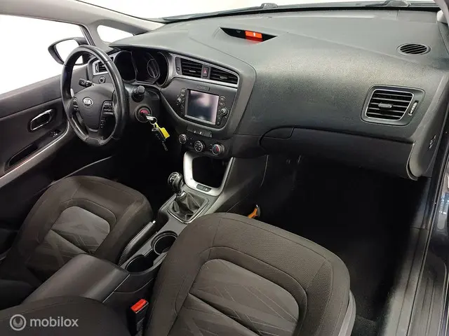 Kia cee'd 1.0 T-GDi Navigator 2016 Benzine 8
