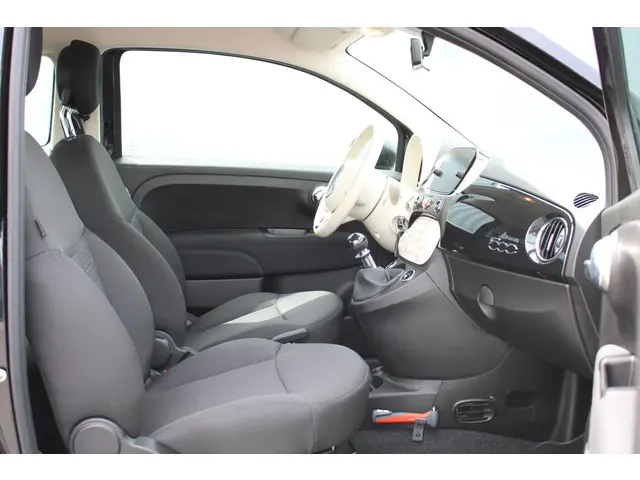 Fiat 500 1.0 Hybrid 2024 Benzine 7