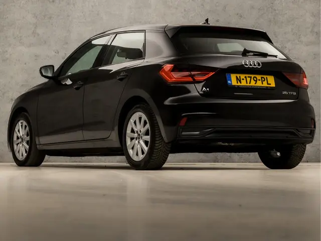 Audi A1 Sportback 25 TFSI Advanced Sport 2021 Benzine 3