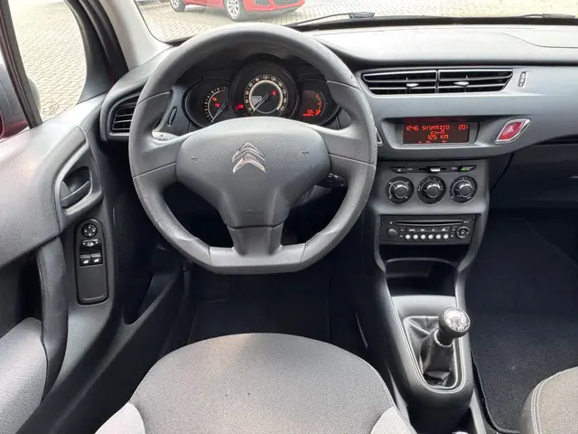 Citroën C3 1.0 PureTech Airco / Nap / Trekhaak 2015 Benzine 5