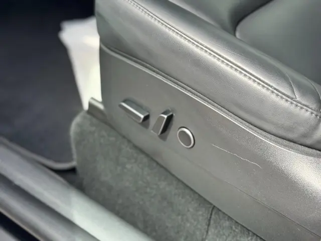 Tesla Model Y RWD 58 kWh FSD 2023 Elektrisch 19