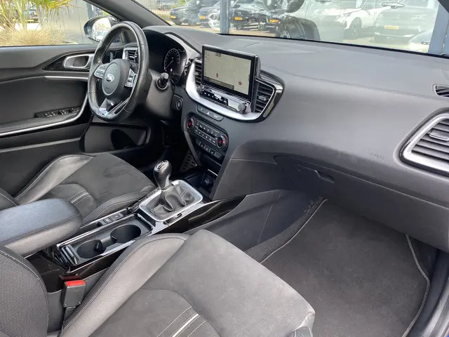 Kia ProCeed 1.0 T-GDI GT-Line 2020 Benzine 28