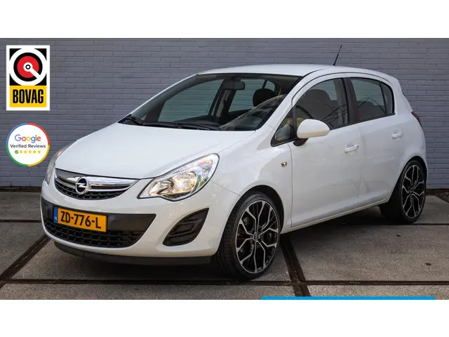 Opel Corsa 1.2-16V Berlin 2013 Benzine