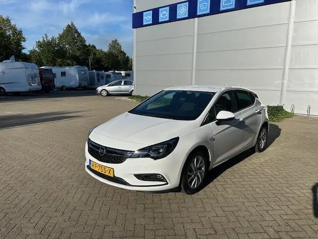 Opel Astra 1.4 Innovation 2018 Benzine 4