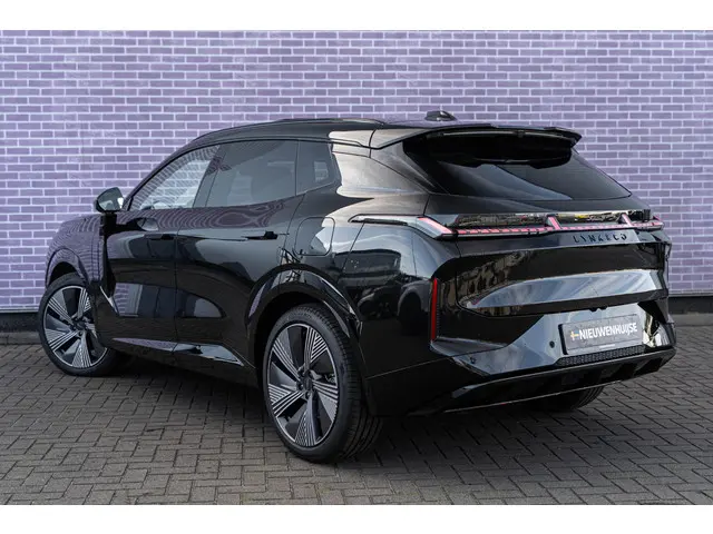 Lynk & Co 08 1.5 More 2026 Hybride Benzine 22