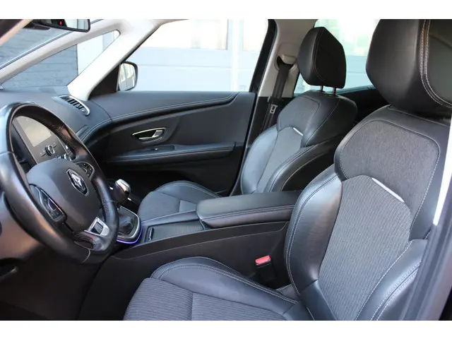 Renault Scénic 1.3 TCe Intens 140 pk 2021 Benzine 5