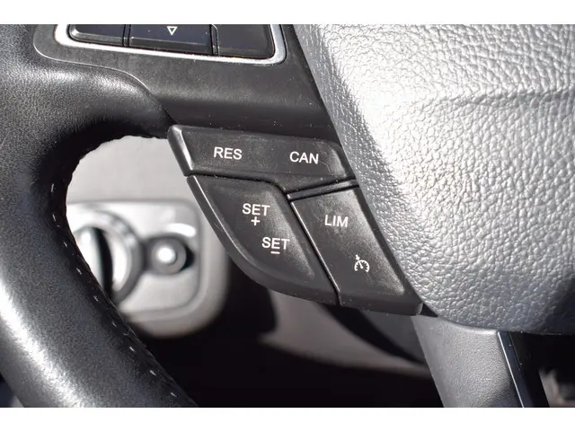Ford C-MAX 1.0 Titanium//Navi//ECC!! 2018 Benzine 14