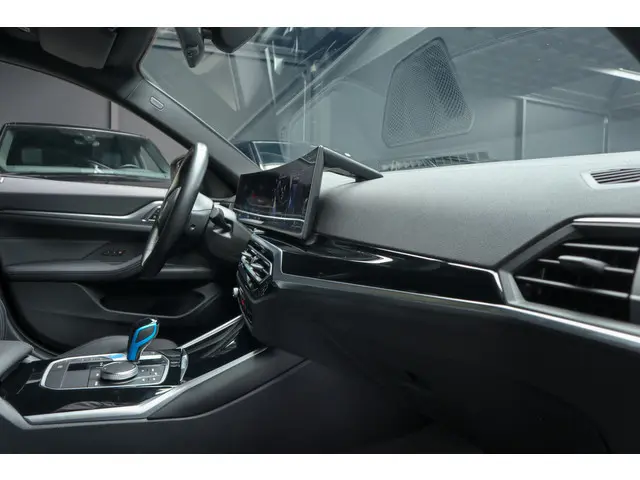 BMW i4 eDrive40 84 kWh M-pakket 2022 Elektrisch 33