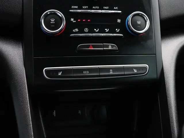 Renault Mégane Estate 1.3 TCe Limited 2019 Benzine 21