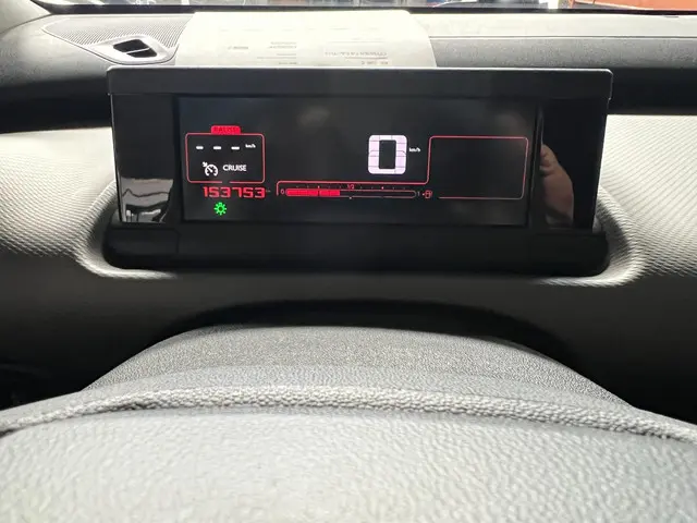 Citroën C4 Cactus 1.2 PureTech Feel 2018 Benzine 17