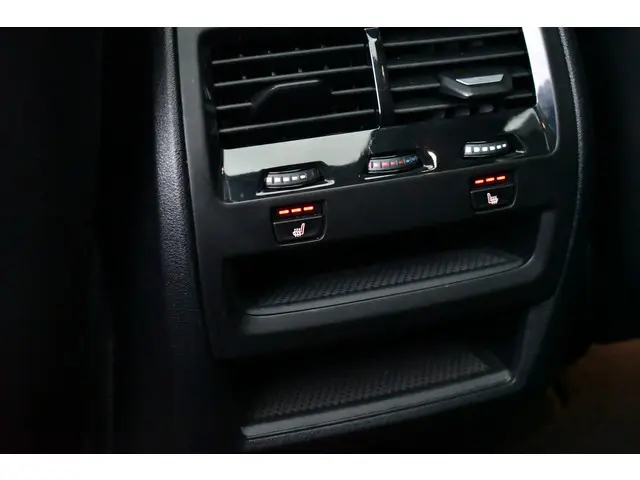 BMW X5 xDrive50e M-Sport 2023 Hybride Benzine 25