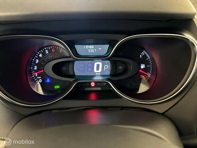 Renault Captur 1.2 TCe Initiale Paris 2017 Benzine 23