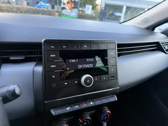 Renault Clio 1.0 TCe Life 2020 Benzine 13