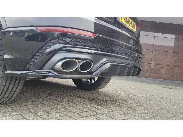 Audi SQ8 4.0 TFSI SQ8 quattro 2022 Benzine 29