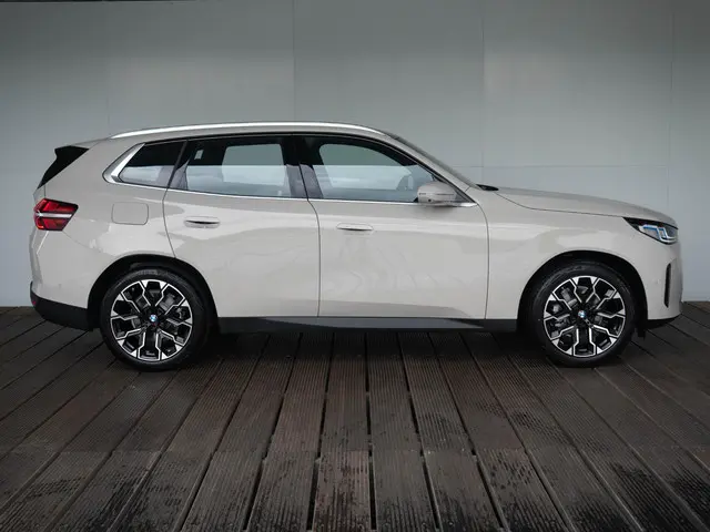 BMW X3 30e xDrive 2025 Hybride Benzine 4