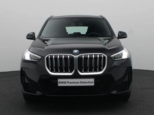 BMW X1 xDrive25e 2025 Hybride Benzine 3