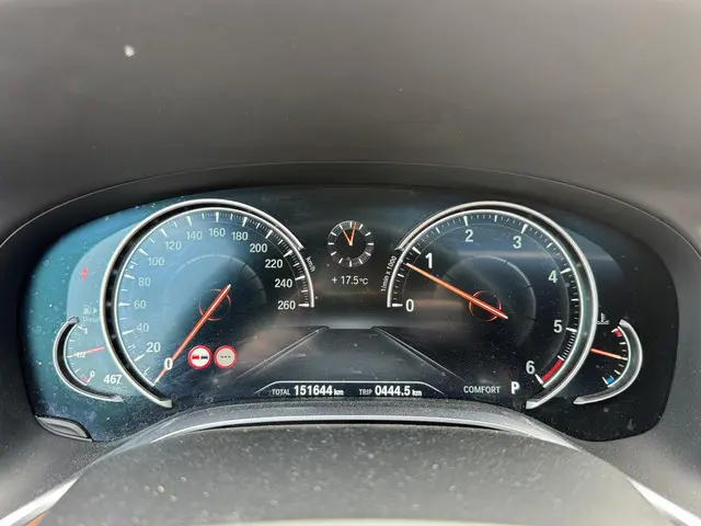BMW 7 Serie 750d xDrive High Executive 2017 Diesel 16