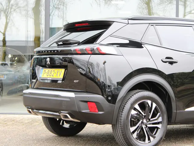 Peugeot 2008 1.2 PureTech GT 2021 Benzine 11