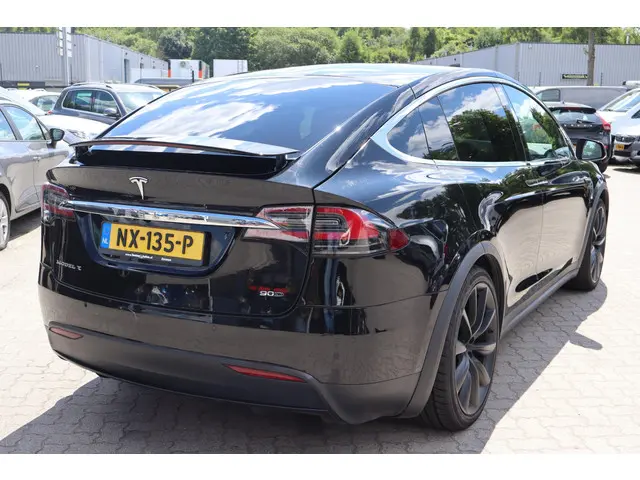 Tesla Model X 90D Base 6p. 2017 Elektrisch 6