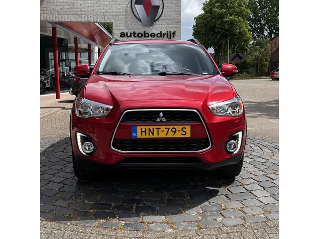 Mitsubishi ASX 1.6 Cleartec Intense 2016 Benzine 23