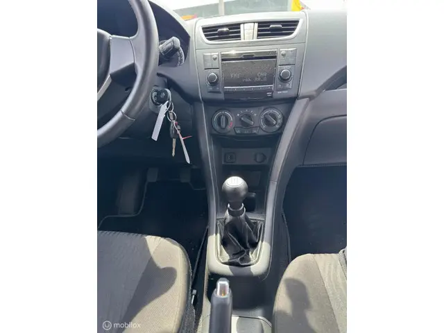 Suzuki Swift 1.2 Bandit EASSS 2012 Benzine 16